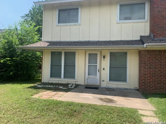 110 RIDGEGATE DR Garland, TX 75040