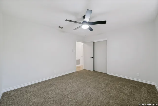 654 Richfield Windcrest, TX 78239