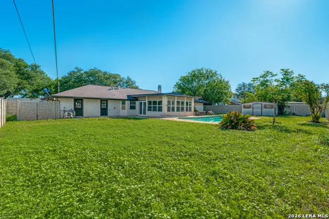 654 Richfield Windcrest, TX 78239