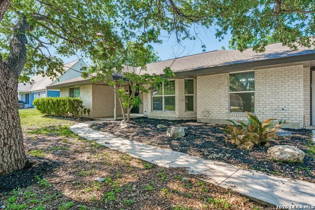 654 Richfield Windcrest, TX 78239