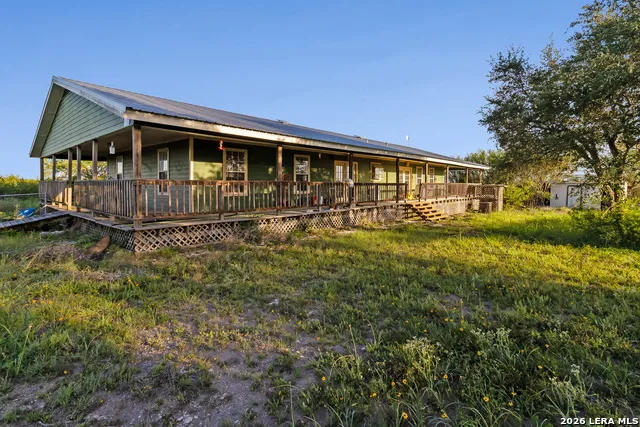 6611 Tigre Rd. Beeville, TX 78102