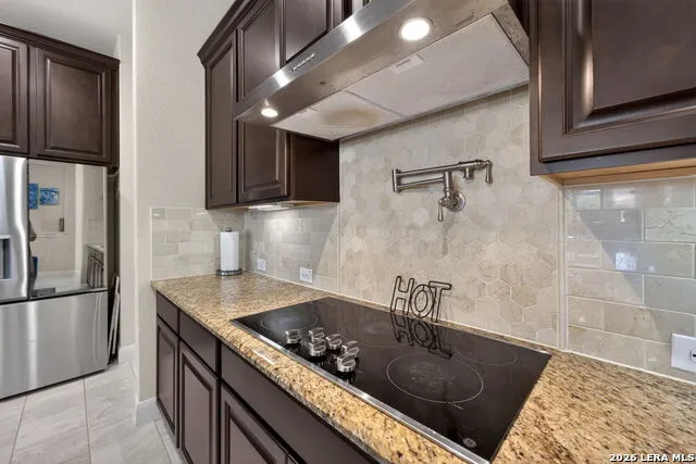 7118 Delaine Park Schertz, TX 78154