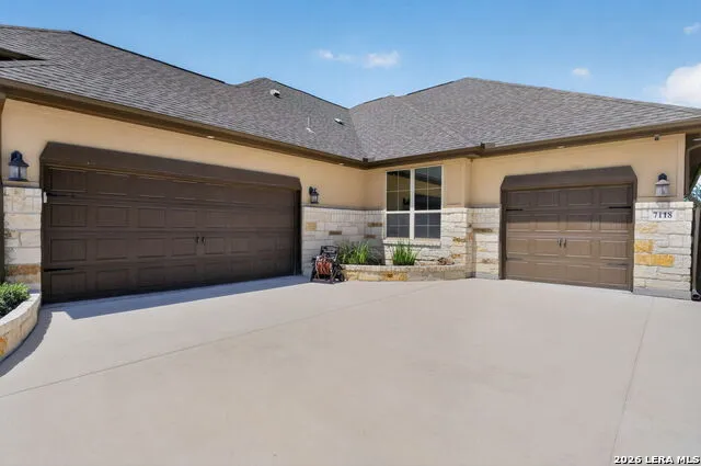 7118 Delaine Park Schertz, TX 78154