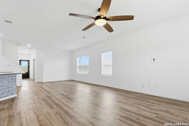 13019 Rosemary St Hedwig, TX 78152