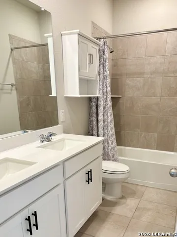 1281 CARL GLN New Braunfels, TX 78130