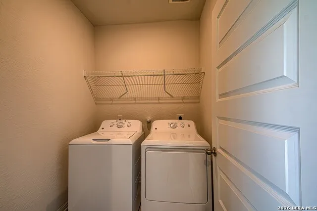 4939 Ranahan Pass St Hedwig, TX 78152