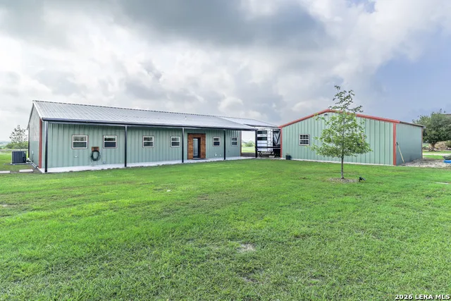 118 Pr 6190 Falls City, TX 78117