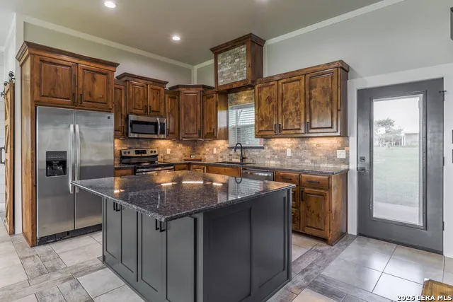 118 Pr 6190 Falls City, TX 78117