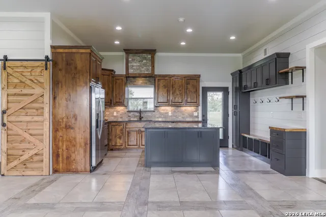 118 Pr 6190 Falls City, TX 78117