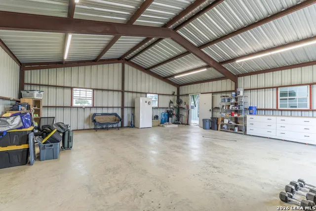 118 Pr 6190 Falls City, TX 78117