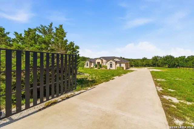 136 VISTA VIEW PL Spring Branch, TX 78070