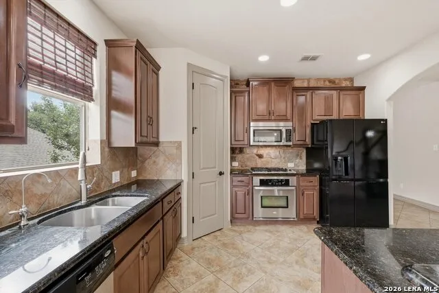 1007 BOULDER CYN San Antonio, TX 78260