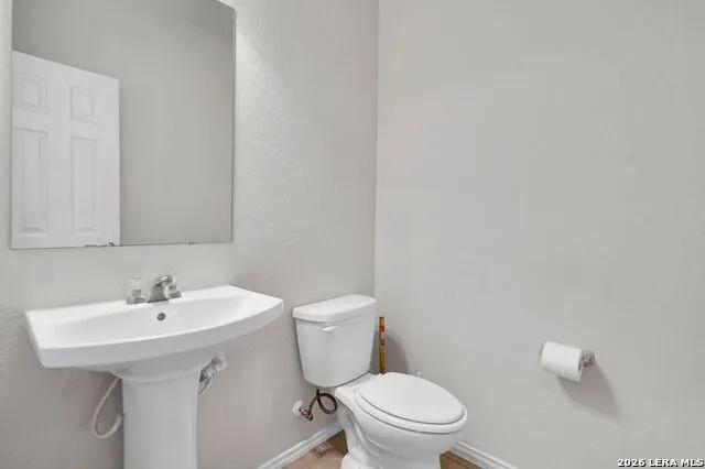 3802 ABBEY CIR San Antonio, TX 78260