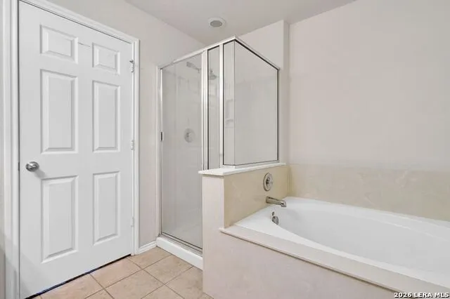 3802 ABBEY CIR San Antonio, TX 78260