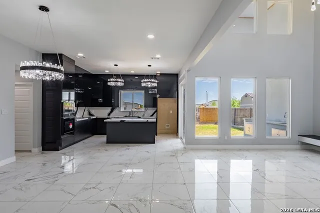 2626 Las Cimas Dr. Eagle Pass, TX 78552