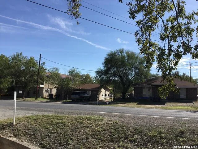 878 Hopedale Rd #N/A Unit N/A Eagle Pass, TX 78872