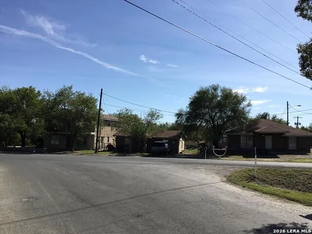 878 Hopedale Rd #N/A Unit N/A Eagle Pass, TX 78872