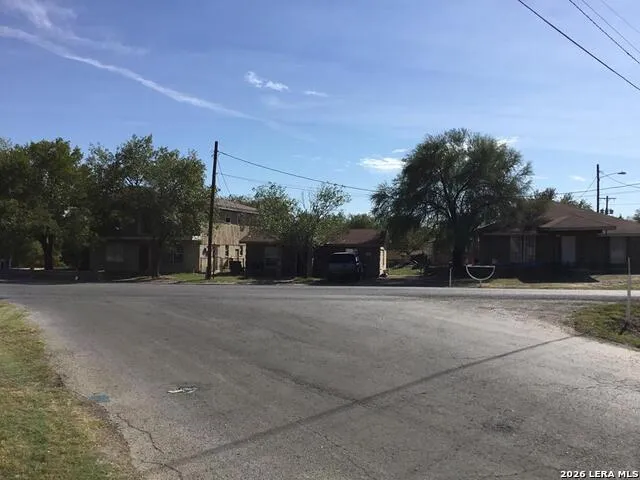878 Hopedale Rd #N/A Unit N/A Eagle Pass, TX 78872