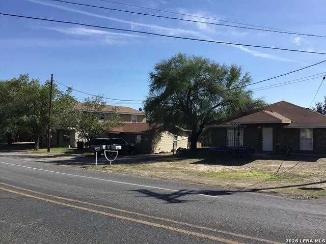 878 Hopedale Rd #N/A Unit N/A Eagle Pass, TX 78872