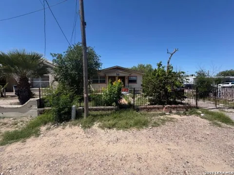 1552 EL INDIO HWY