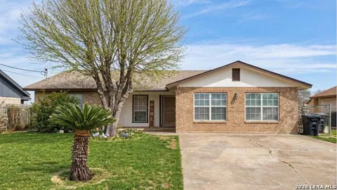 1563 Paseo Encinal Dr