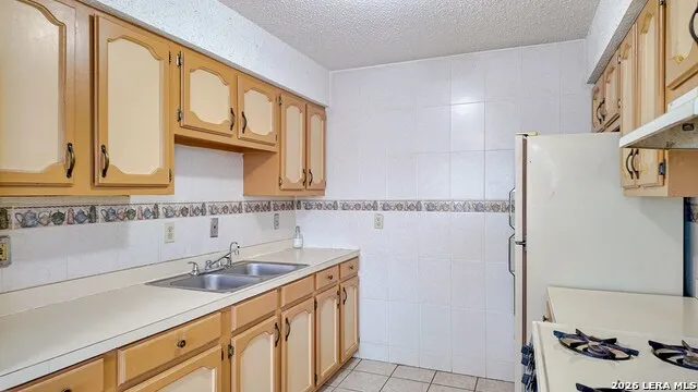 1563 Paseo Encinal Dr Eagle Pass, TX 78852