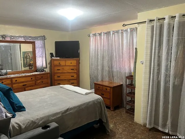 104 Sahara Drive Eagle Pass, TX 78852