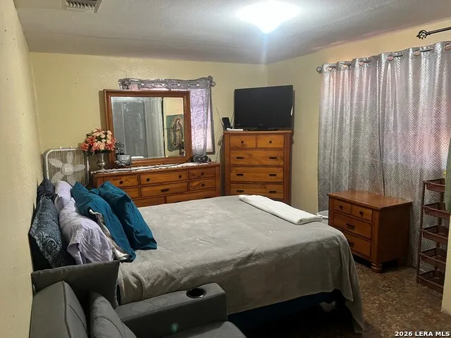 104 Sahara Drive Eagle Pass, TX 78852