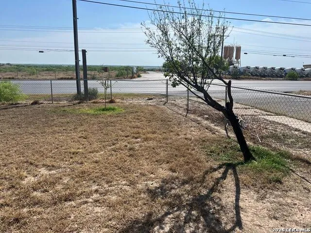 104 Sahara Drive Eagle Pass, TX 78852