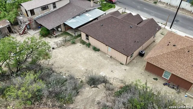 1956 Quarry St Eagle Pass, TX 78852