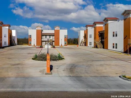 118 Grass Valley Rd 110 #110 Unit 110 Eagle Pass, TX 78852