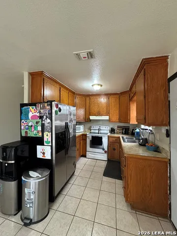 106 Los Sauces St Eagle Pass, TX 78852