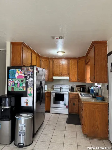 106 Los Sauces St Eagle Pass, TX 78852