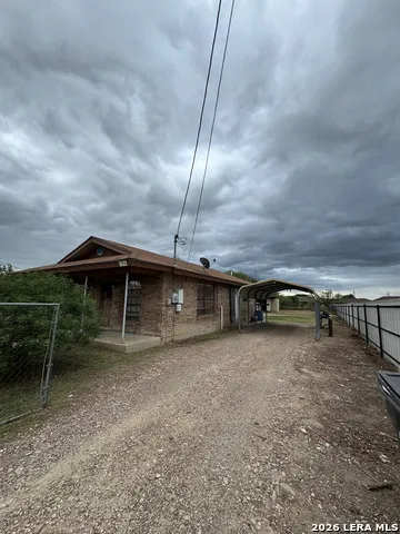 106 Los Sauces St Eagle Pass, TX 78852