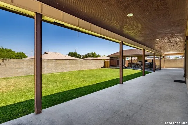 2350 Lemon Wood St. Eagle Pass, TX 78852