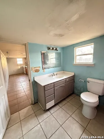 1808 King Arthur St. Eagle Pass, TX 78852