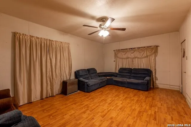 1576 El Indio Hwy Eagle Pass, TX 78852