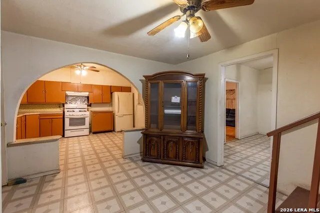 1576 El Indio Hwy Eagle Pass, TX 78852