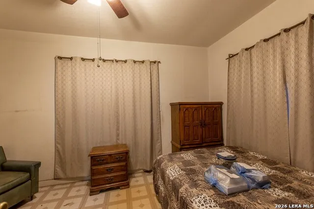 1576 El Indio Hwy Eagle Pass, TX 78852