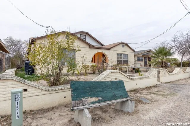 1576 El Indio Hwy Eagle Pass, TX 78852