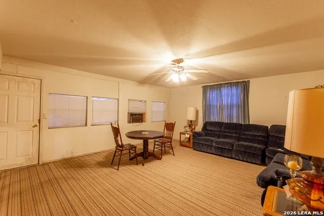 1576 El Indio Hwy Eagle Pass, TX 78852
