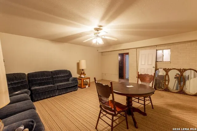 1576 El Indio Hwy Eagle Pass, TX 78852