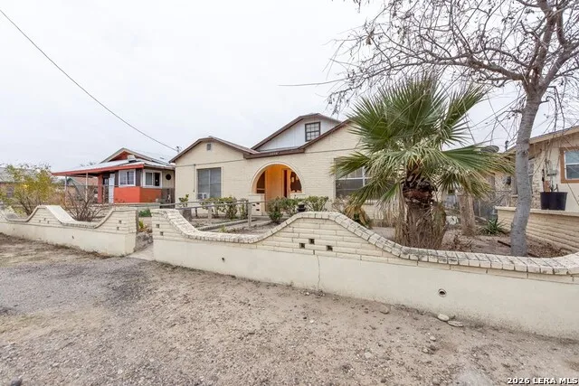 1576 El Indio Hwy Eagle Pass, TX 78852