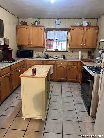 253 S Monroe St Eagle Pass, TX 78852