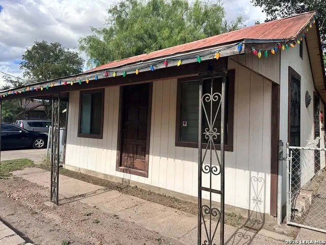 253 S Monroe St Eagle Pass, TX 78852