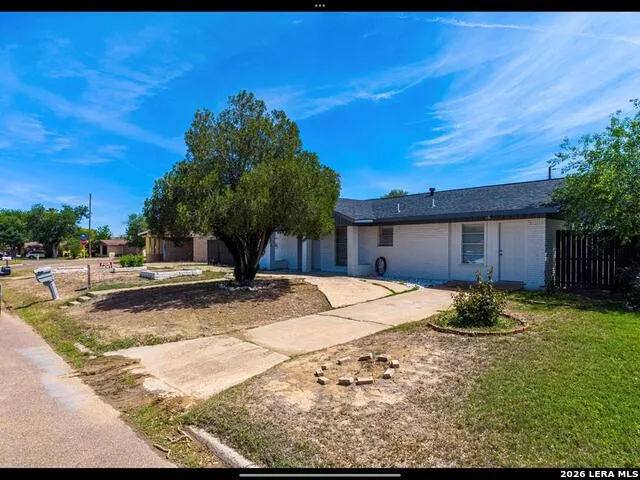 2384 Edna drive Eagle Pass, TX 78852