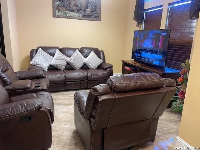 2822 Garden View Eagle Pass, TX 78852