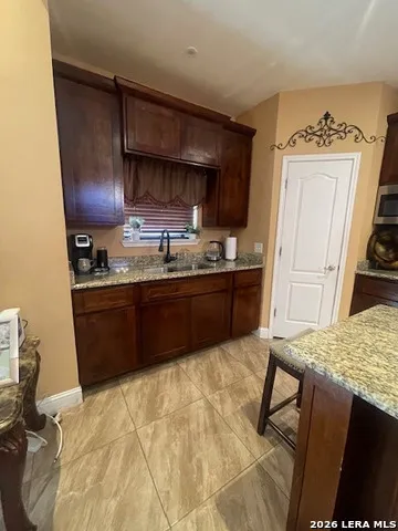 2822 Garden View Eagle Pass, TX 78852