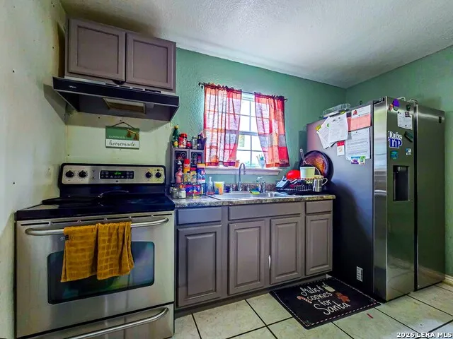 3879 CROSS CREEK DRIVE #N/A Unit N/A Eagle Pass, TX 78852