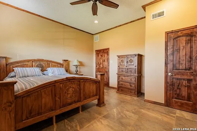 2476 Anejo Eagle Pass, TX 78852